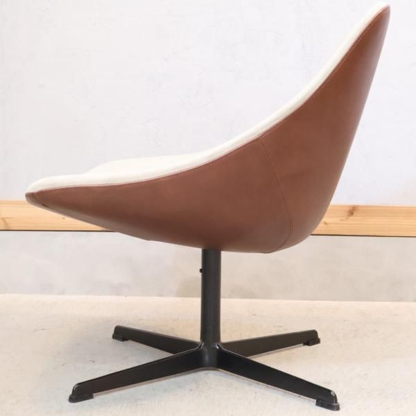 FLYMEe Noir(フライミーノワール)のラウンジチェアです。本革と