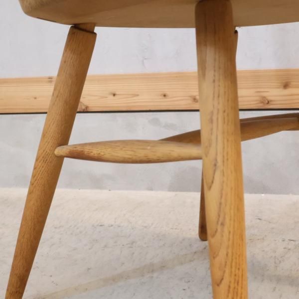 CONDE HOUSE(カンディハウス)のリキ ウインザー サイドチェアー。日本