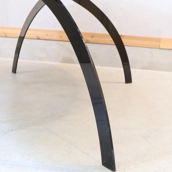 トード・ボーンチェ 「GLASS OVAL TABLE」　moroso社 トード・ボーンチェ 「GLASS OVAL TABLE」 moroso社