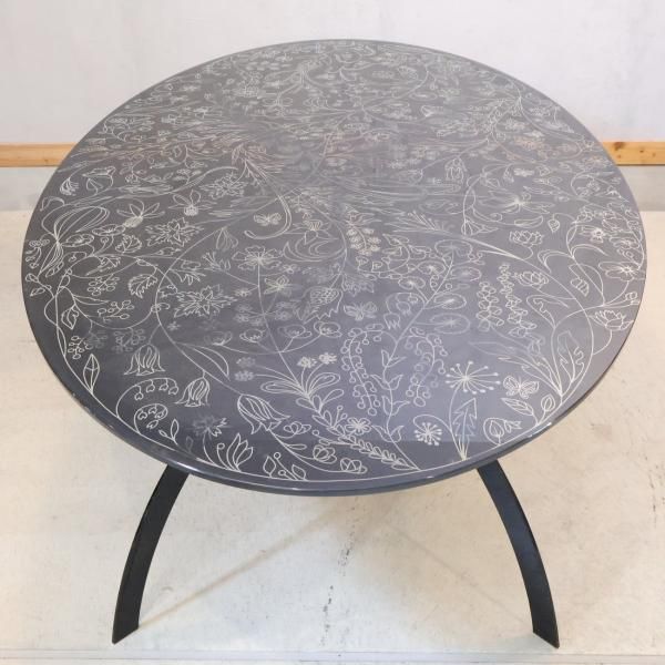 トード・ボーンチェ 「GLASS OVAL TABLE」　moroso社 MOROSO(モローゾ)のTord Boontje(トード・ボーンチェ)デザインの