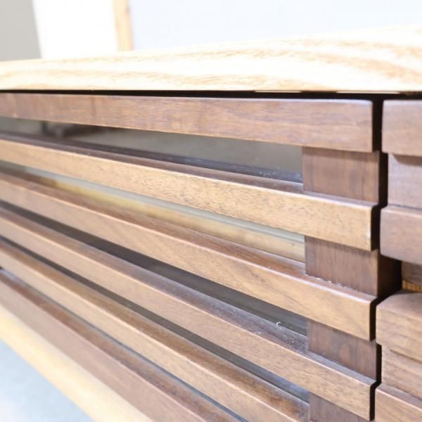 ACTUS(アクタス)で取り扱われていたRELIEF(レリーフ)テレビボード