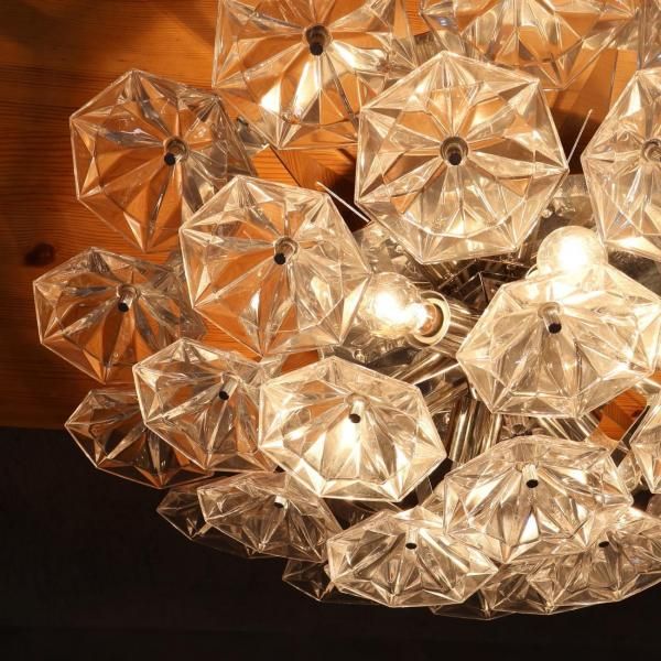 ヤマギワ　クリスタルビーズの6灯　アンティーク　シャンデリア　100V（H100 ヤマギワクリスタルビーズの6灯アンティークシャンデリア100V（H100