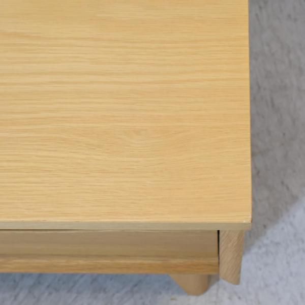 unico(ウニコ)のSIGNE(シグネ)シリーズのAVボードです。オーク材