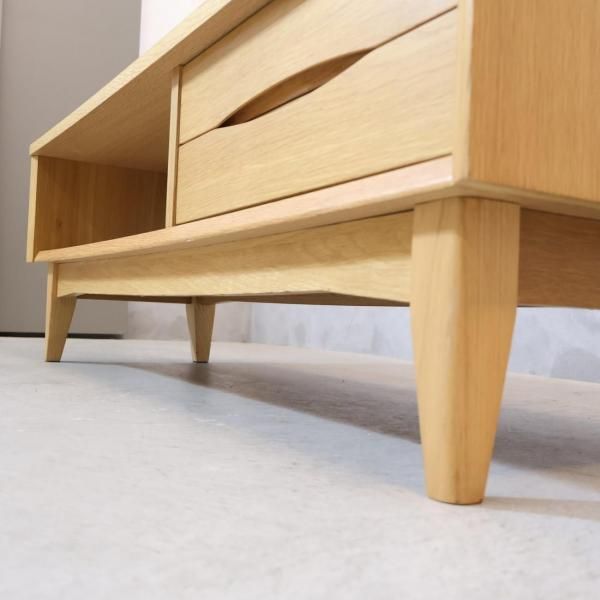 unico(ウニコ) SIGNE AVボード W1185 シグネ unico(ウニコ)のSIGNE(シグネ)シリーズのAVボードです。オーク材