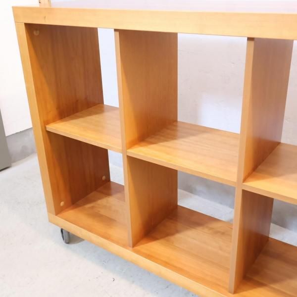 送料込 BoConcept 本棚 ブックシェルフ チェリー ボーコンセプト 北欧デンマークのBoConcept(ボーコンセプト)のチェリー キャスター付き