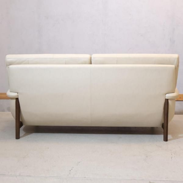 カリモク家具　Karimoku 本革　ソファー　2.5人掛け　アイボリー カリモク家具 Karimoku 本革 ソファー 2.5人掛け アイボリー
