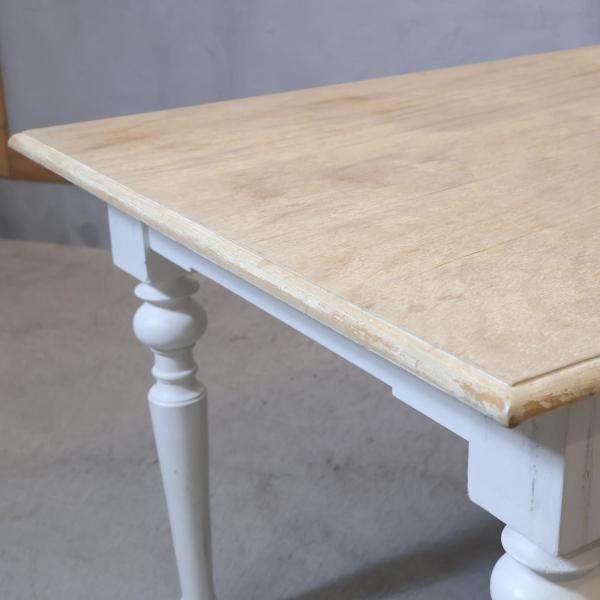 フランフラン　ログ　ダイニングテーブル 人気のFrancfranc(フランフラン)のログ ダイニングテーブルです