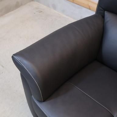 カリモク　チターノ　一人掛け　ソファ　美品　希少　ヴィンテージ　おしゃれ 展示品◇karimoku(カリモク家具)よりChitano(チターノ)の本革を