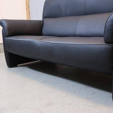 展示品◇karimoku(カリモク家具)よりChitano(チターノ)の本革を
