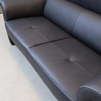 展示品◇karimoku(カリモク家具)よりChitano(チターノ)の本革を使用