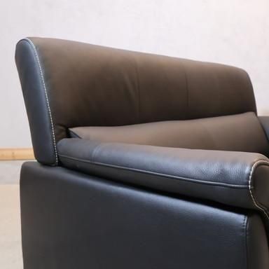 展示品◇karimoku(カリモク家具)よりChitano(チターノ)の本革を