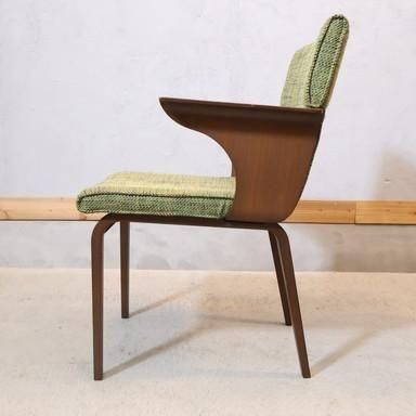 冨士ファニチア ウォールナット材 Tapio アームチェア ダイニングチェア FUJI FURNITURE(冨士ファニチア)のウォールナット材 Tapio(タピオ