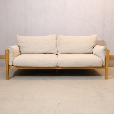 unico(ウニコ)のTABER(テイバー)シリーズの3シーターソファです