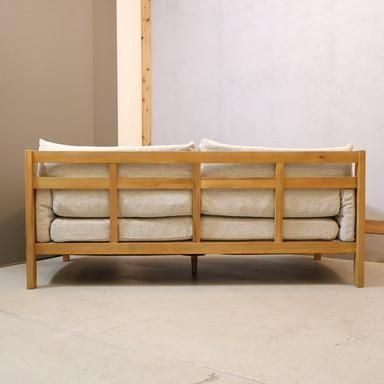 unico(ウニコ)のTABER(テイバー)シリーズの3シーターソファです