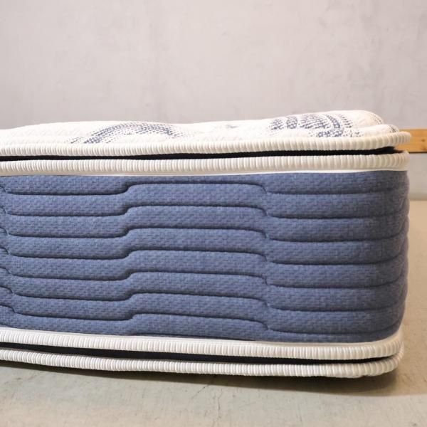 シモンズ　Beautyrest Golden Value ダブルマットレス SIMMONS(シモンズ)社よりビューティレストシリーズ、ゴールデン