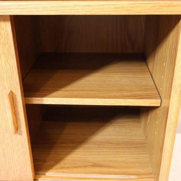 unico(ウニコ)のSIGNE(シグネ)シリーズのキッチンボードです。オーク材