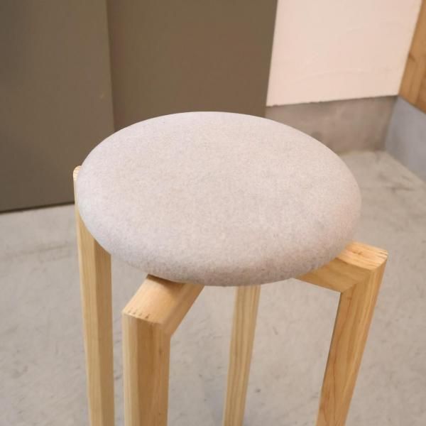 TAKUMI KOHGEI(匠工芸)のマッシュルームスツールです！日本の確かな