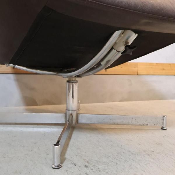 北欧デンマークのメーカーKEBE(ケベ)社の本革を使用したリクライニング