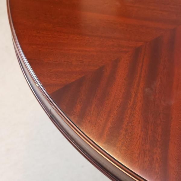 IDC OTSUKA(大塚家具)で取扱われていたクラシカルなMarian Deal