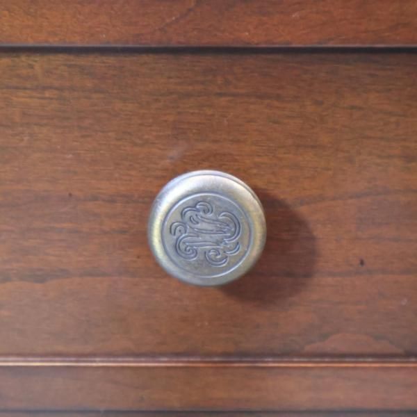 アメリカのメーカーThe Bombay Company(ボンベイカンパニー)の