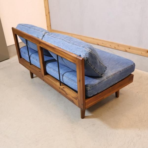 unico(ウニコ)のSWELLA(スウェラ) ベンチバックレストです。天然木の