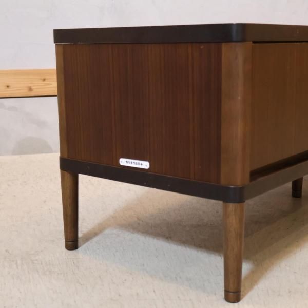 人気のkarimoku60(カリモク60) TVボードです。レトロでスッキリした