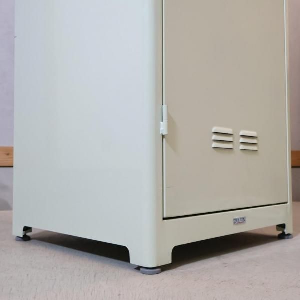 DULTON(ダルトン)のロッカー65 アイボリーです。機能性重視のシンプル