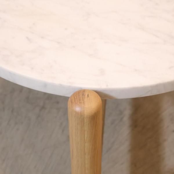 Francfranc(フランフラン)のシフラ コーヒーテーブル(小)です。大理石