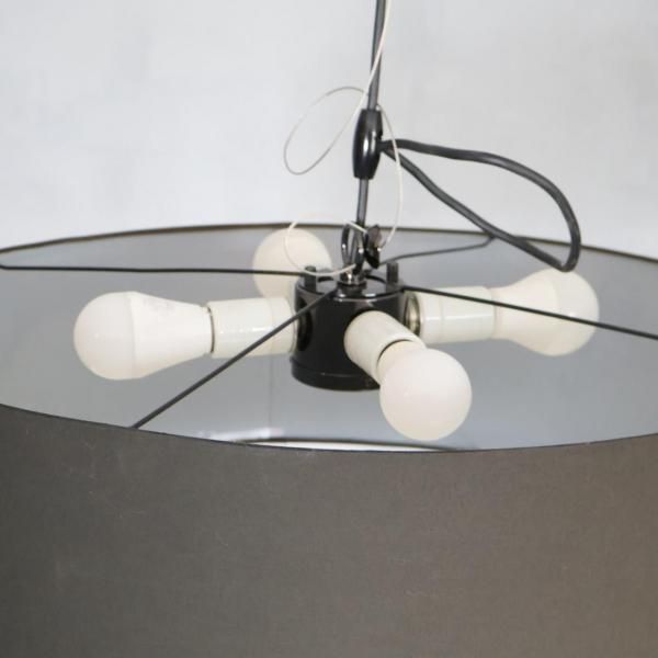 IDEE(イデー)ORB CEILING LAMP(オーブシーリングランプ)です。シェード