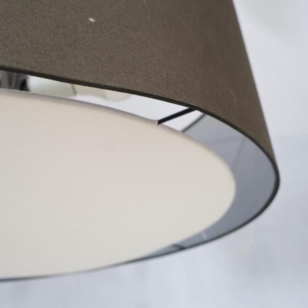 IDEE(イデー)ORB CEILING LAMP(オーブシーリングランプ)です。シェード