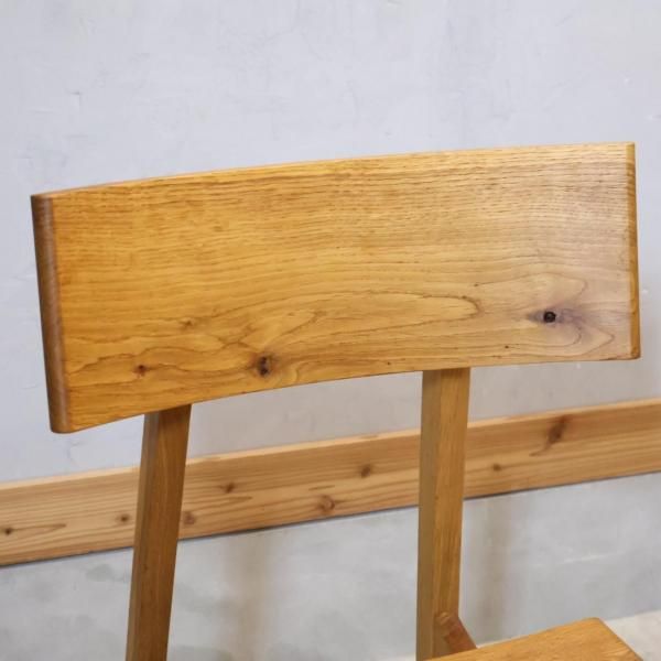 飛騨高山の家具メーカー キツツキマークの飛騨産業(HIDA)。森の