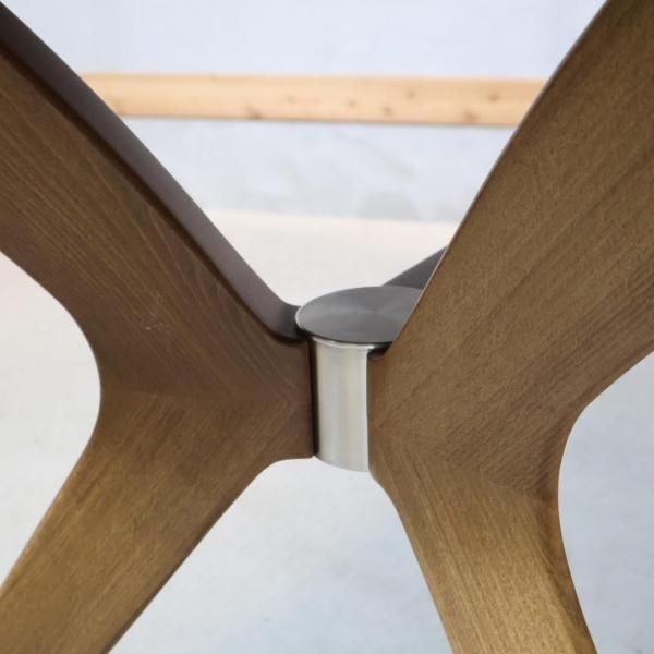 イタリアのCalligaris(カリガリス)社のTOKYO(トーキョー) ダイニング