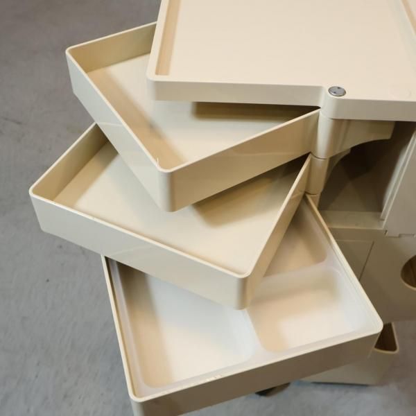 イタリアのメーカーB-LINE(ビーライン)よりJoe Colombo(ジョエ