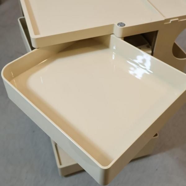 イタリアのメーカーB-LINE(ビーライン)よりJoe Colombo(ジョエ