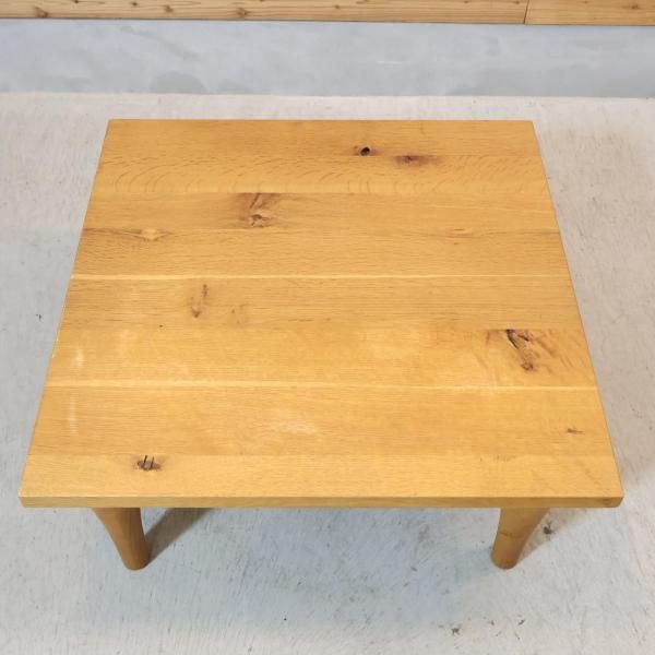 飛騨高山の家具メーカー キツツキマークの飛騨産業(HIDA)。森の