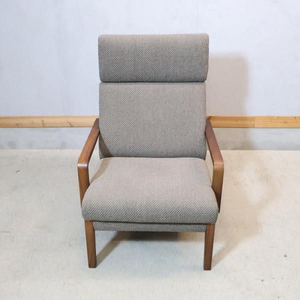 人気のkarimoku(カリモク家具)のWU46 ウォールナット材