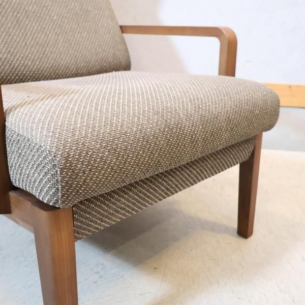 人気のkarimoku(カリモク家具)のWU46 ウォールナット材