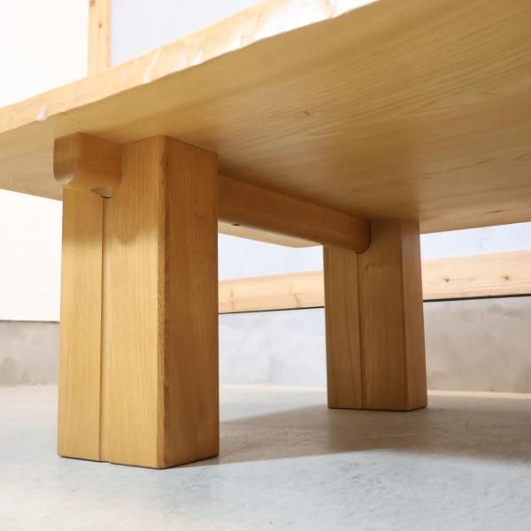 karimoku(カリモク家具)の木挽シリーズ 栓 和風民芸座卓です
