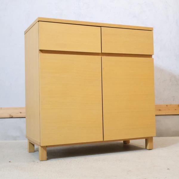 人気の無印良品(MUJI)のオーク材 キャビネット・木製扉