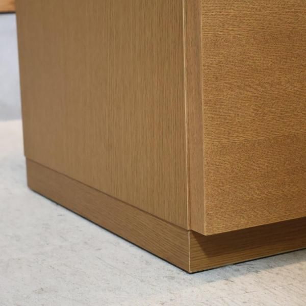 karimoku(カリモク家具)のチェストです。コンパクトなサイズ感で