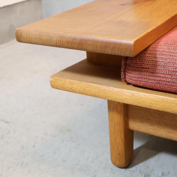 飛騨高山の家具メーカー キツツキマークの飛騨産業(HIDA)より 森