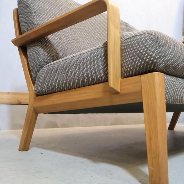 karimoku(カリモク家具)のWU46 ウォールナット材 2人掛けソファ
