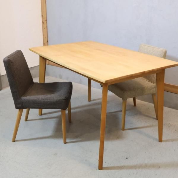 MOMO natural(モモナチュラル)のSTICK COVER CHAIR です