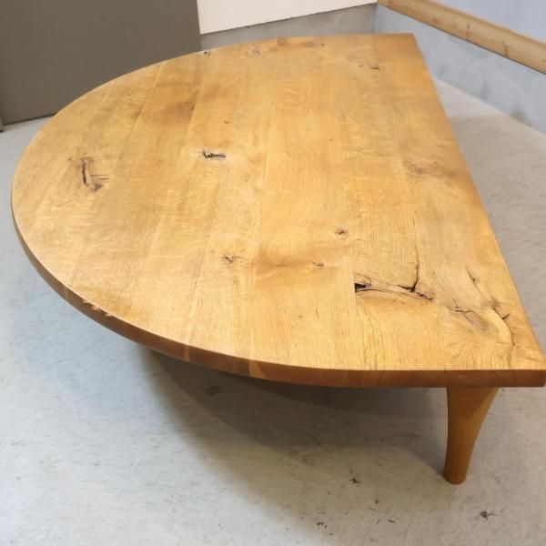 飛騨高山の家具メーカー キツツキマークの飛騨産業(HIDA)。森の