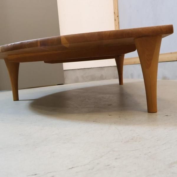 飛騨高山の家具メーカー キツツキマークの飛騨産業(HIDA)。森のことば