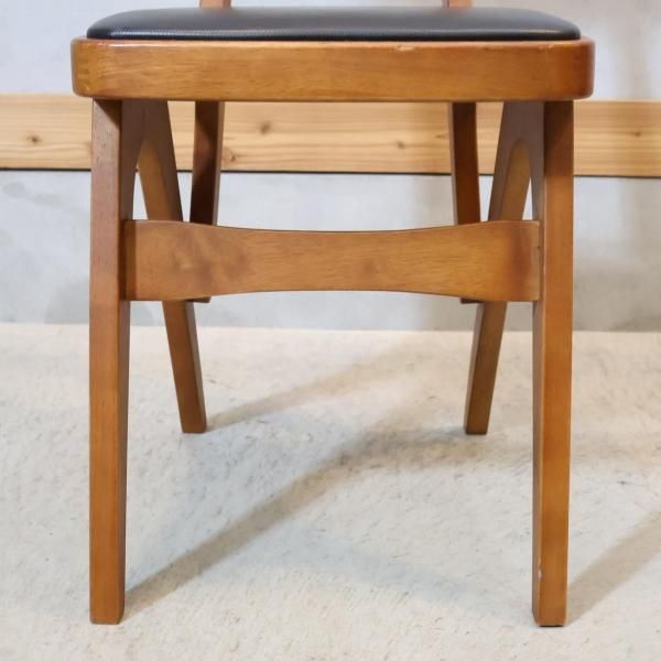 市場家具(ICHIBA)のhommage(オマージュ)ダイニングチェア2脚セットです