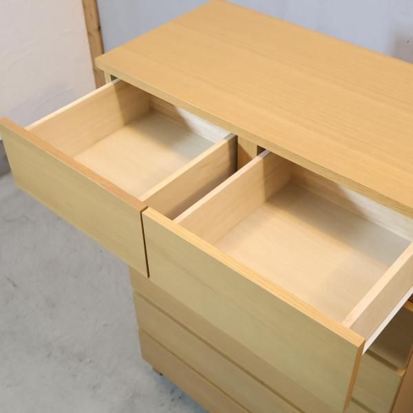 オーク材を使用した無印良品(MUJI)の木製6段ワイドチェストです