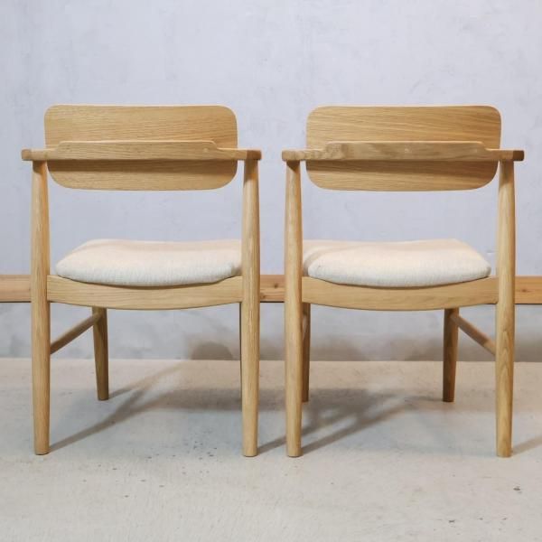 unico(ウニコ)のNEAL(ニール)シリーズのダイニングチェア 2脚