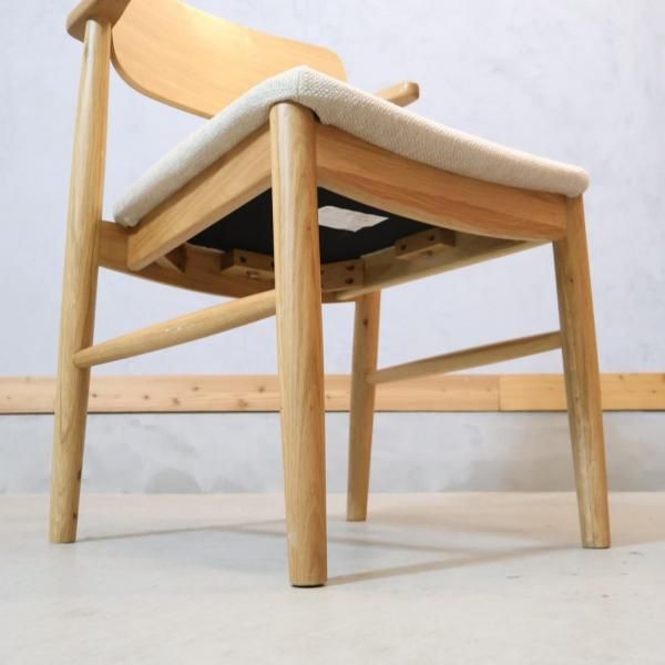 unico NEAL(ニール) チェア ベージュ unico(ウニコ)のNEAL(ニール)シリーズのダイニングチェア 2脚