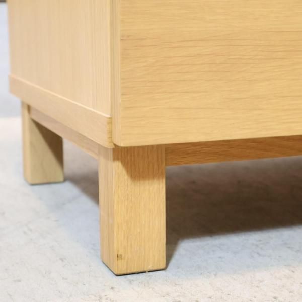 【送料込み】無印良品 北欧風天然木オーク材4段ワイドチェスト キャビネット 人気の無印良品(MUJI)のオーク材を使用したチェスト・4段ワイド